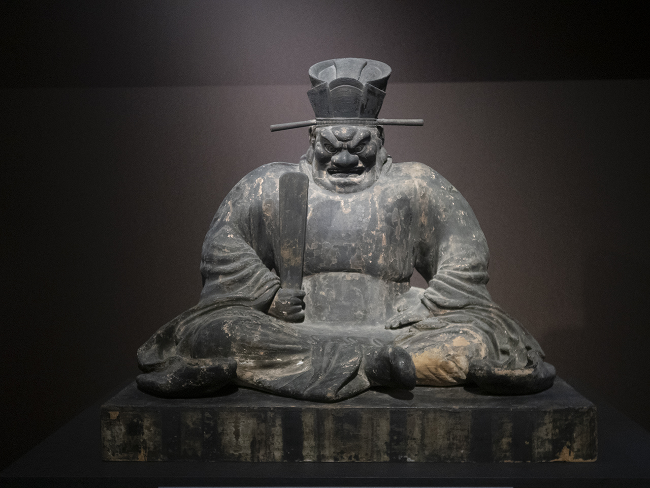 展示風景、重要文化財《閻魔王坐像》鎌倉時代・13世紀