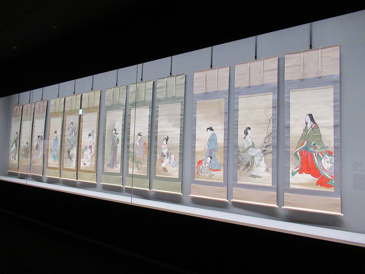 上島鳳山「十二ヶ月美人」1909（明治42）年〈大阪〉※前期展示
