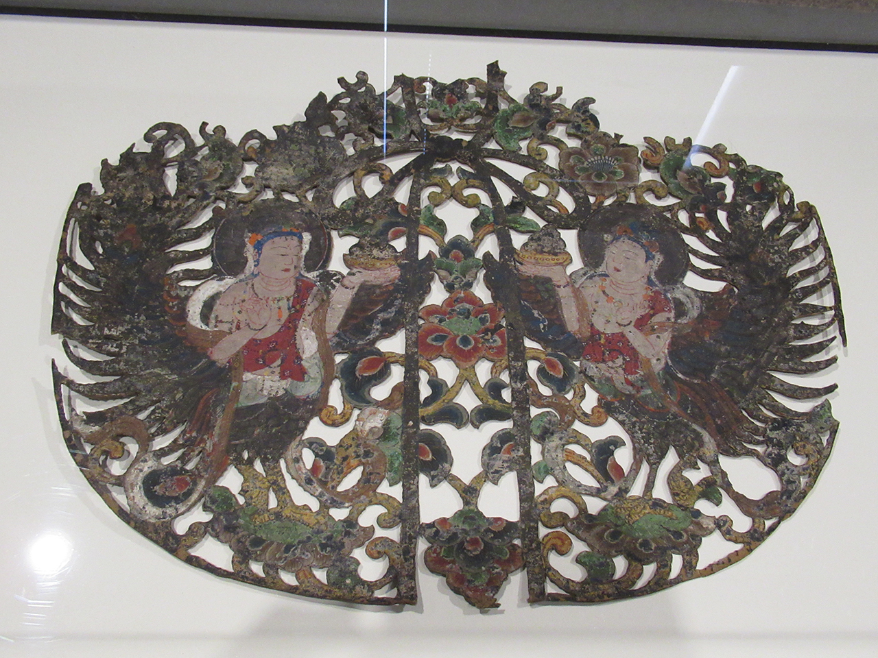 「牛皮華鬘（登号）」　国宝　平安時代　11世紀　※前期展示