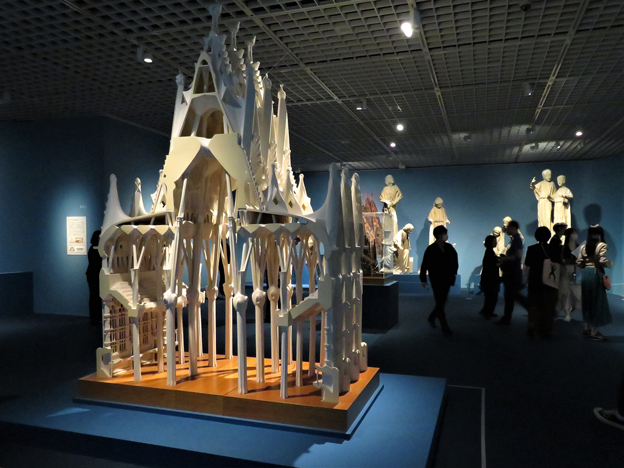 《サグラダ・ファミリア聖堂、身廊部模型》 2001～02年　制作：サグラダ・ファミリア聖堂模型室　西武文理大学